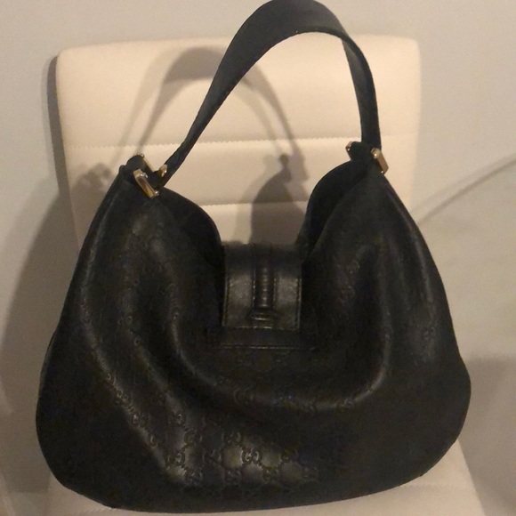 Women’s Gucci Shoulder Bag - Picture 2 of 4